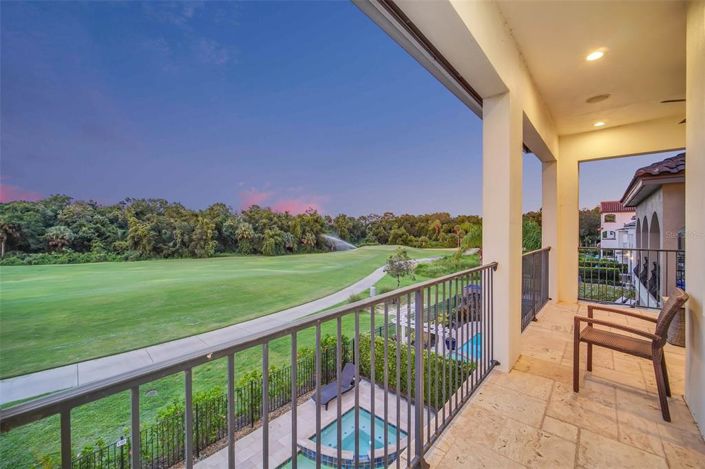 Image No.42-5 Bed House for sale