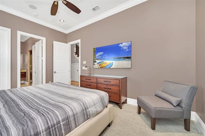 Image No.48-5 Bed House for sale