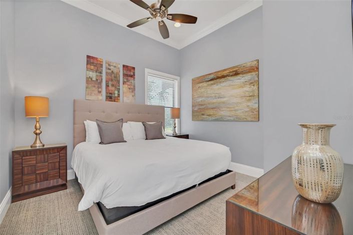 Image No.52-5 Bed House for sale