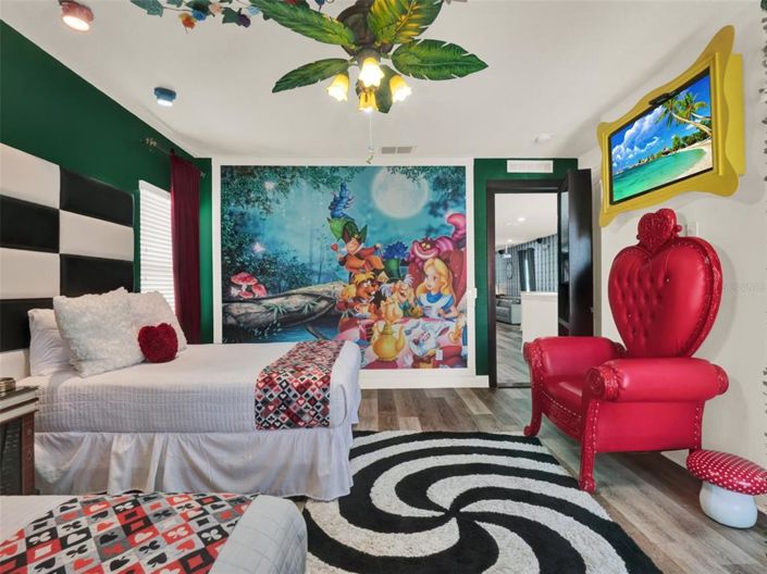 Image No.22-5 Bed House for sale