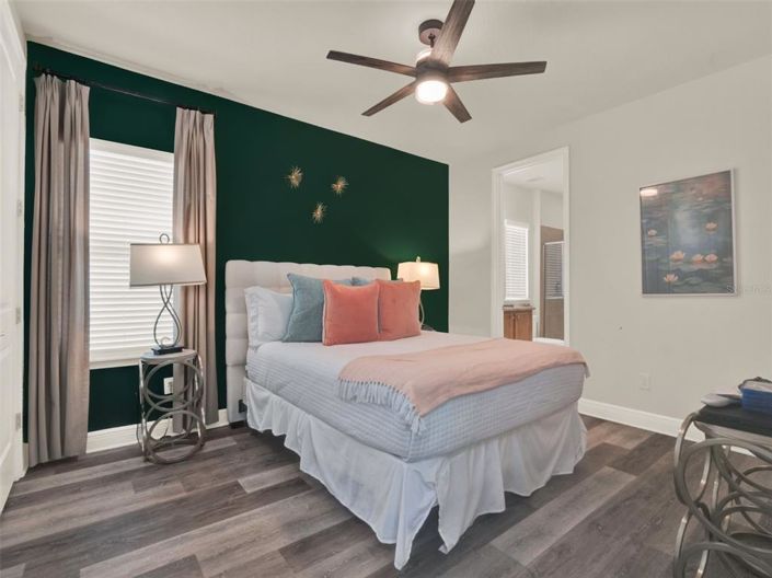 Image No.23-5 Bed House for sale