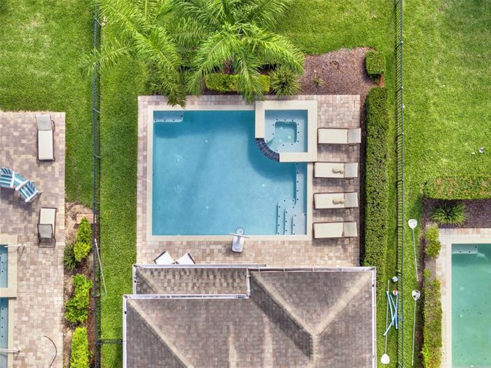 Image No.36-5 Bed House for sale