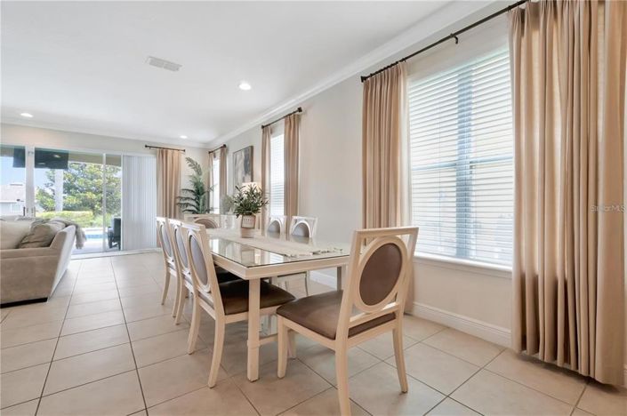 Image No.9-5 Bed House for sale