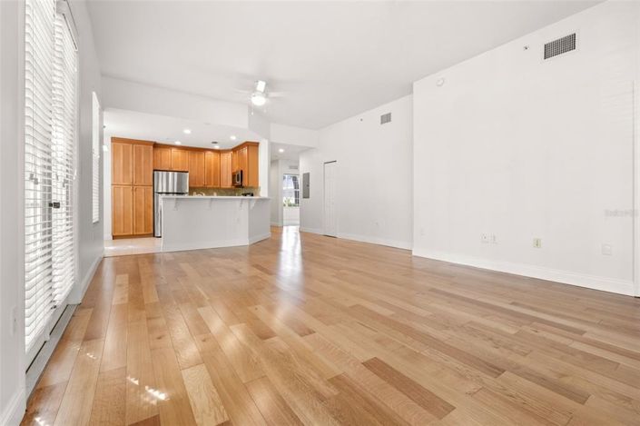 Image No.11-3 Bed Apartment for sale