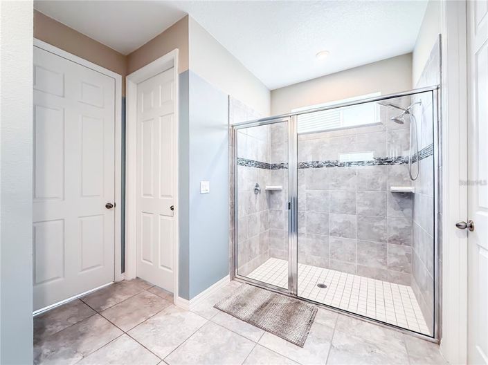 Image No.33-9 Bed House for sale