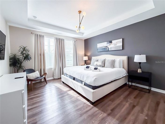 Image No.38-9 Bed House for sale