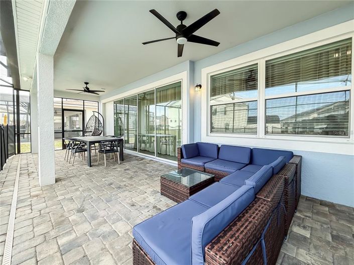 Image No.6-9 Bed House for sale