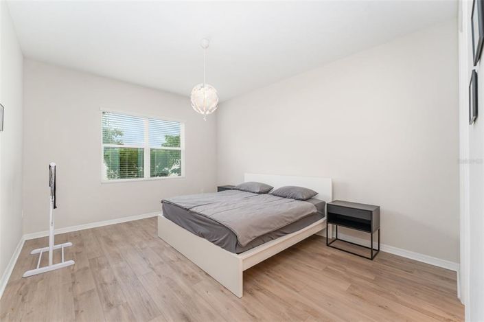 Image No.12-2 Bed Villa for sale