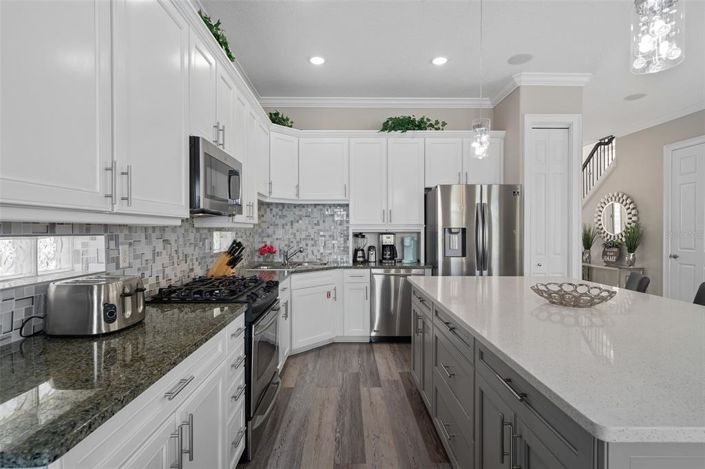 Image No.11-5 Bed House for sale