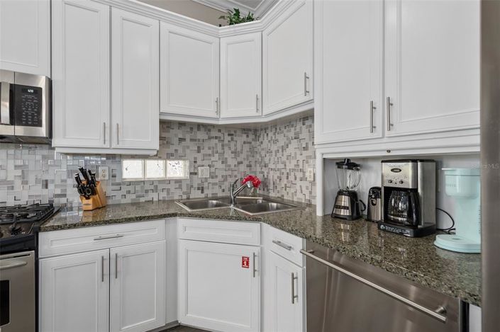 Image No.12-5 Bed House for sale