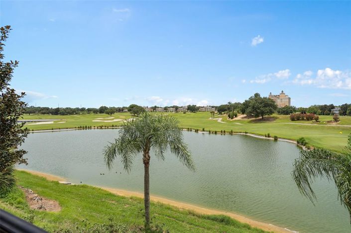 Image No.2-5 Bed House for sale