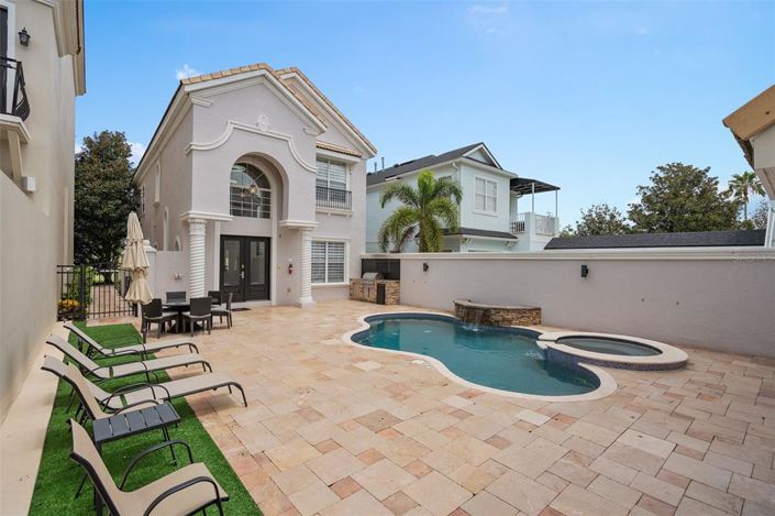 Image No.53-5 Bed House for sale