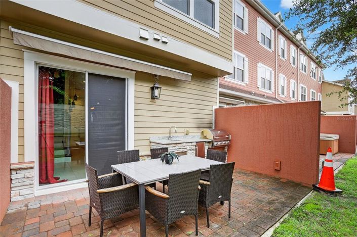 Image No.34-4 Bed Townhouse for sale