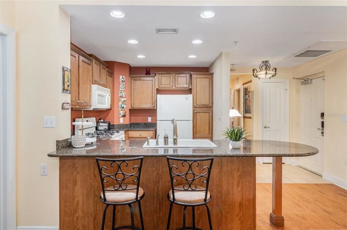 Image No.10-3 Bed Apartment for sale