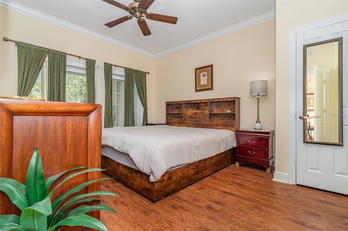 Image No.12-3 Bed Apartment for sale