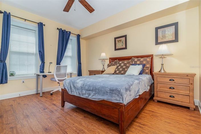 Image No.21-3 Bed Apartment for sale