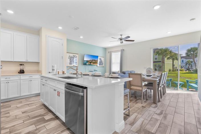 Image No.3-4 Bed Property for sale