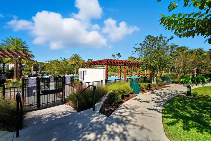 Image No.30-3 Bed Townhouse for sale