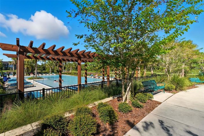 Image No.31-3 Bed Townhouse for sale