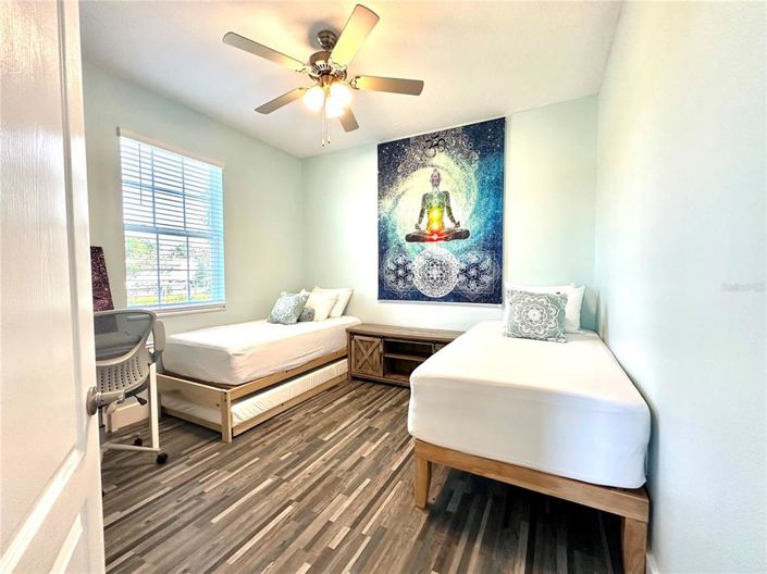 Image No.10-3 Bed Property for sale