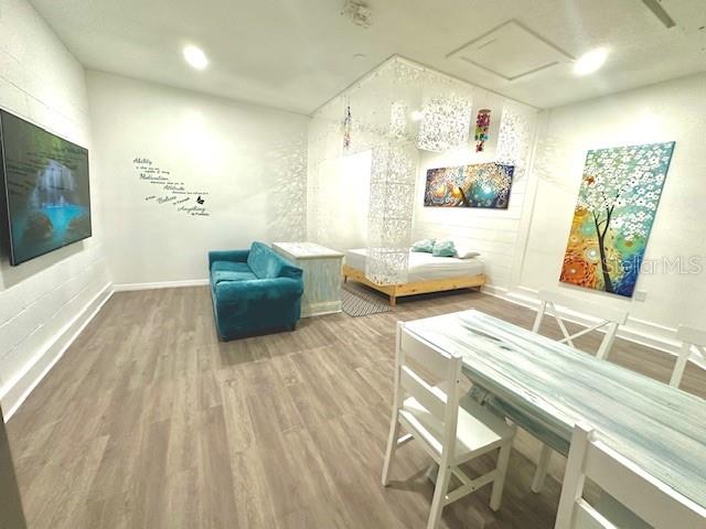 Image No.8-3 Bed Property for sale