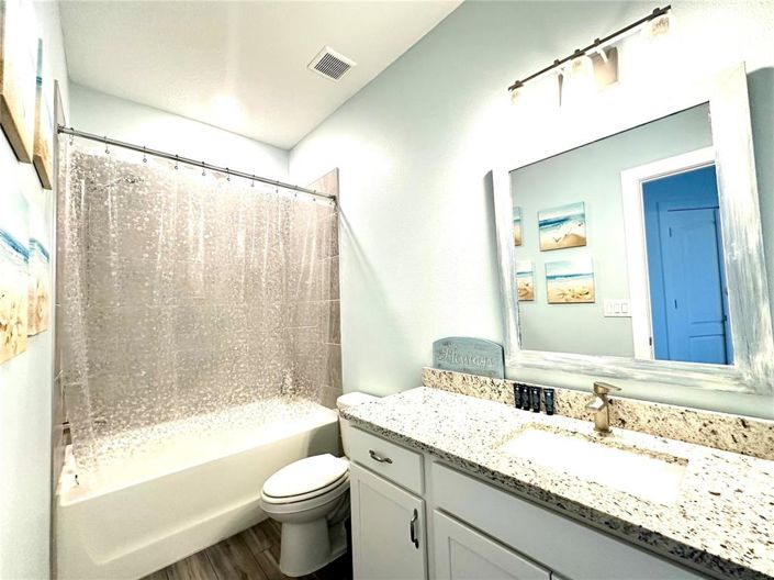 Image No.9-3 Bed Property for sale