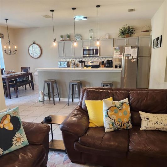 Image No.10-4 Bed House for sale