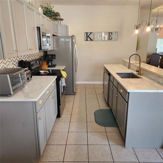 Image No.4-4 Bed House for sale