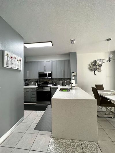 Image No.7-3 Bed Townhouse for sale