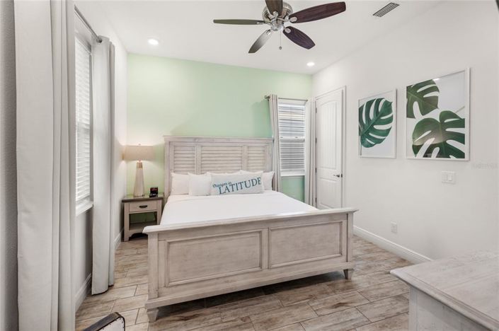 Image No.23-3 Bed House for sale