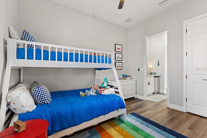 Image No.15-3 Bed House for sale