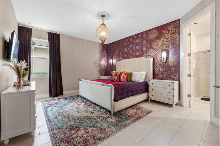 Image No.29-13 Bed House for sale