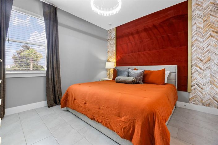 Image No.31-13 Bed House for sale