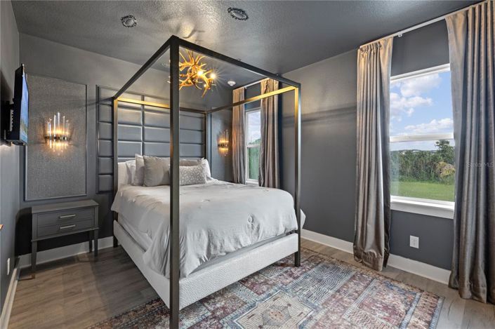 Image No.46-13 Bed House for sale