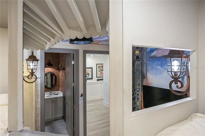 Image No.53-13 Bed House for sale