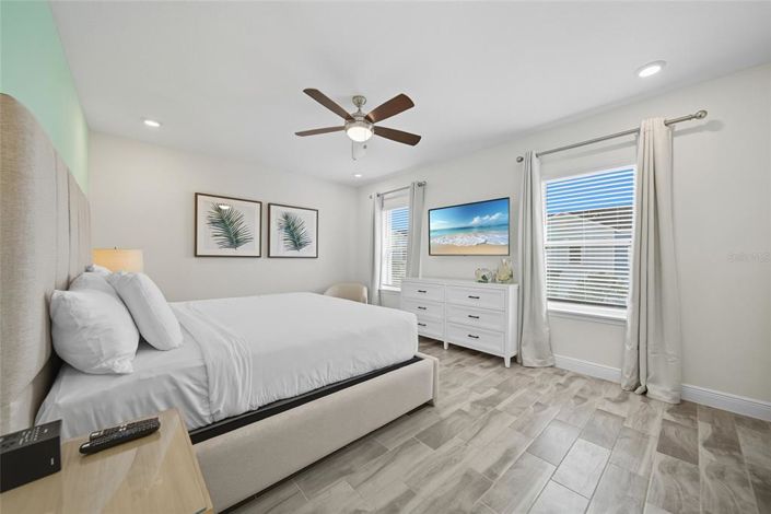 Image No.34-4 Bed Townhouse for sale