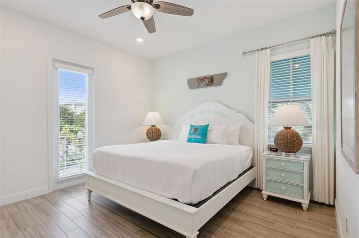 Image No.21-3 Bed House for sale