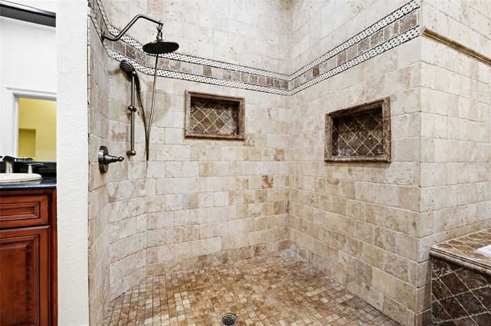 Image No.43-3 Bed House for sale