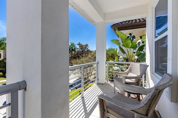 Image No.18-6 Bed House for sale