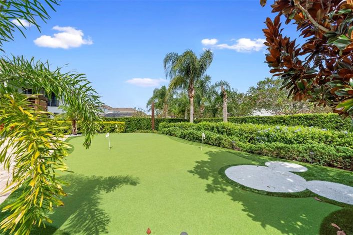 Image No.12-8 Bed House for sale