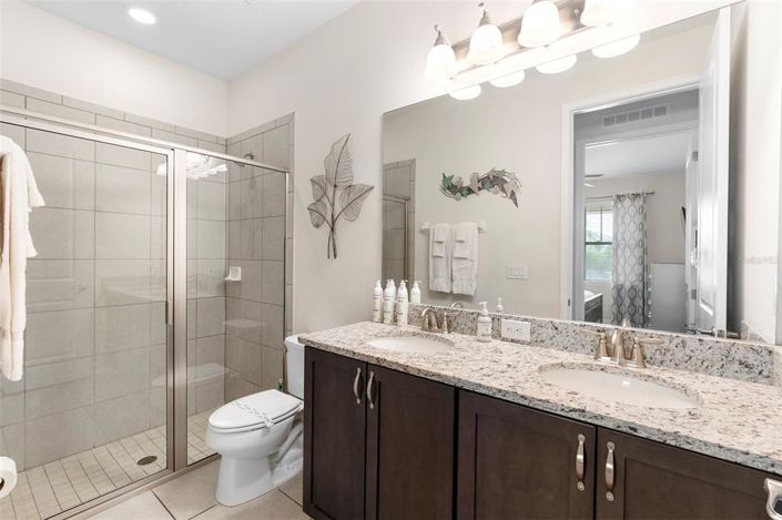 Image No.35-8 Bed House for sale