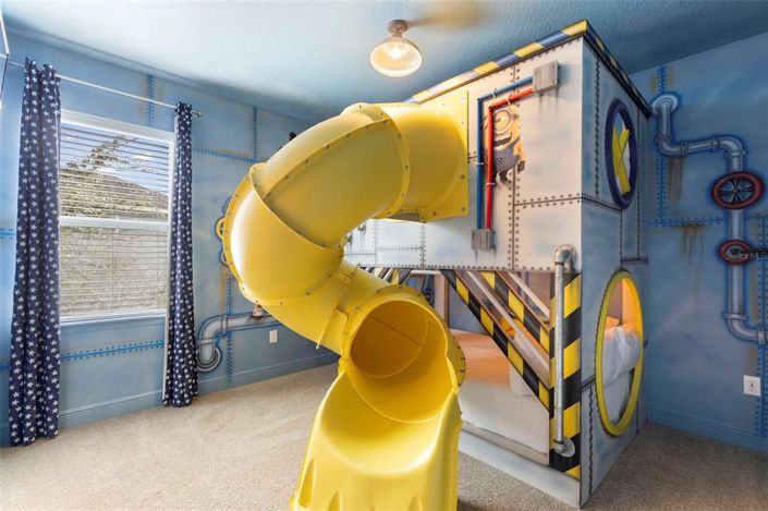 Image No.43-8 Bed House for sale