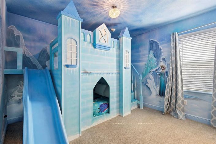 Image No.48-8 Bed House for sale