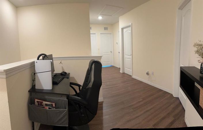 Image No.13-3 Bed Townhouse for sale