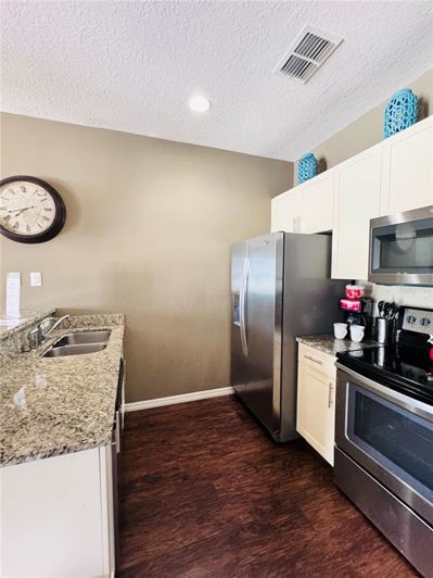 Image No.4-3 Bed Townhouse for sale