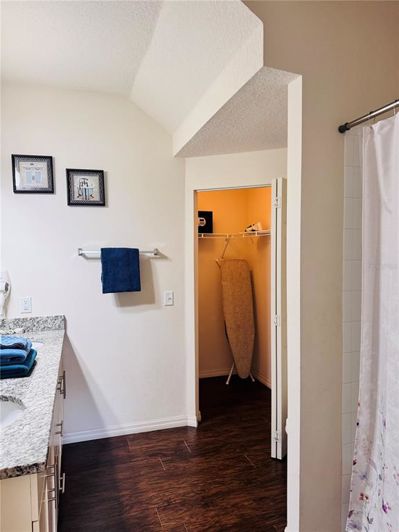 Image No.6-3 Bed House for sale