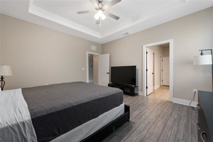 Image No.11-4 Bed House for sale