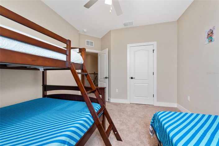 Image No.18-4 Bed House for sale