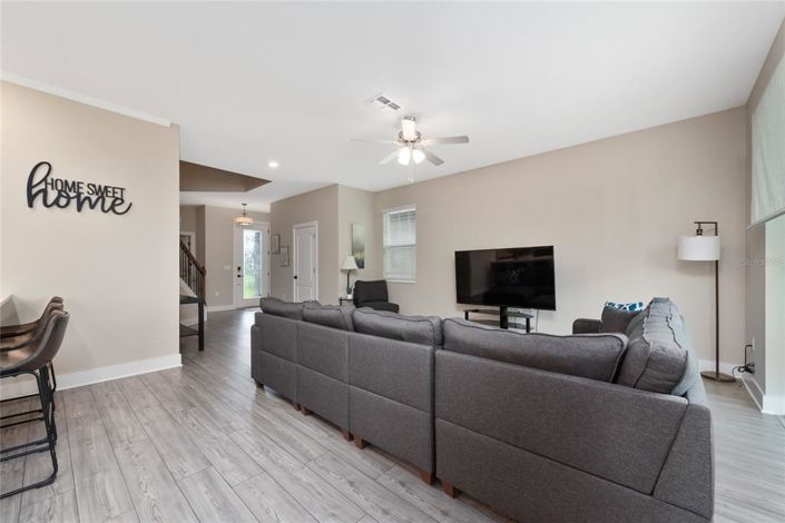 Image No.9-4 Bed House for sale