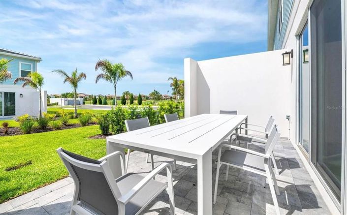 Image No.13-3 Bed Townhouse for sale